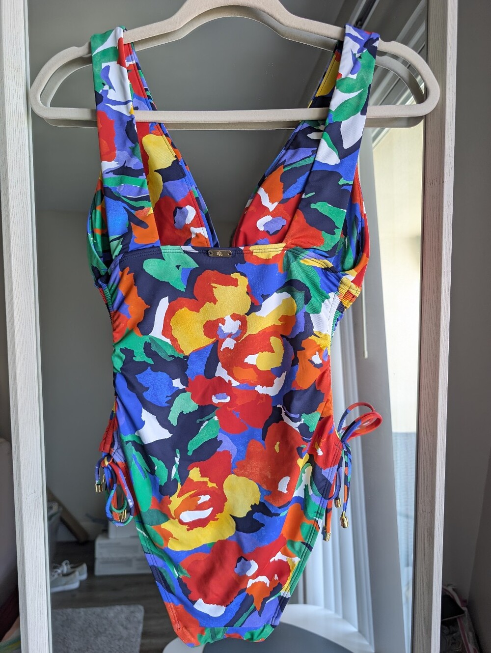 NWT Lauren Ralph Lauren Floral Ruched One Piece Swimsuit Size 8 MSRP $165 - Picture 4 of 14